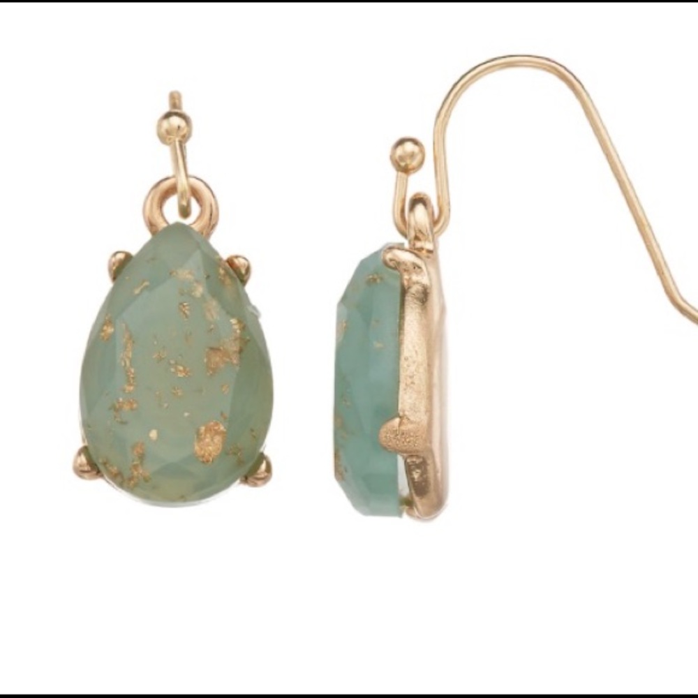 2/$20🛍 Lauren Conrad Green Teardrop Earrings